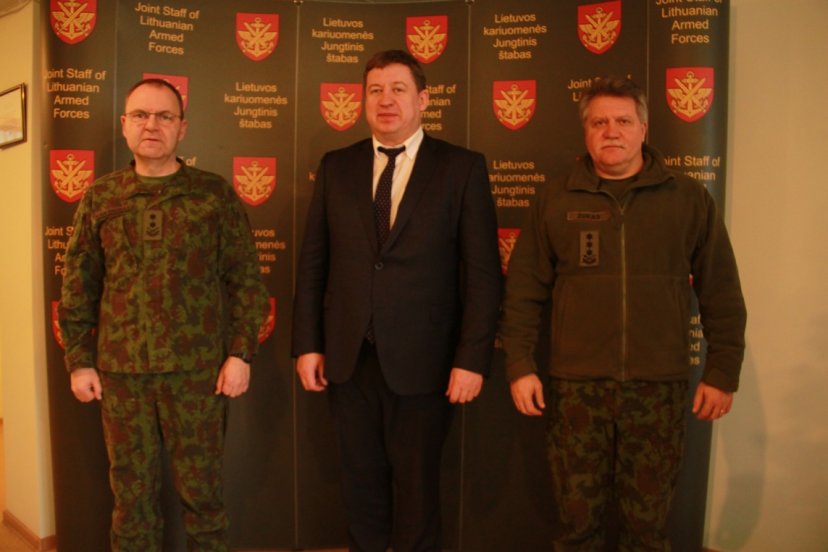 Krašto apsaugos ministras lankėsi Lietuvos kariuomenės Jungtiniame štabe