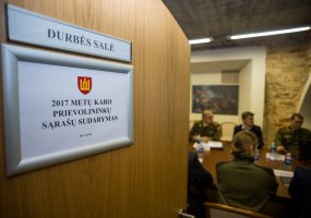 Sudaryti 2017 metų šaukimo į nuolatinę privalomąją pradinę karo tarnybą sąrašai - 1