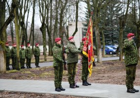 Atidarytos naujos Krašto apsaugos savanorių pajėgų Dariaus ir Girėno apygardos 2-osios rinktinės... - 1