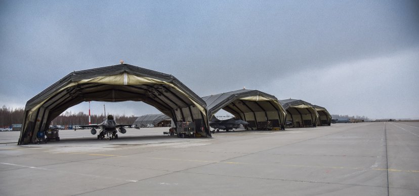 Karinių oro pajėgų Aviacijos bazėje lankėsi Nyderlandų karinių oro pajėgų vadas