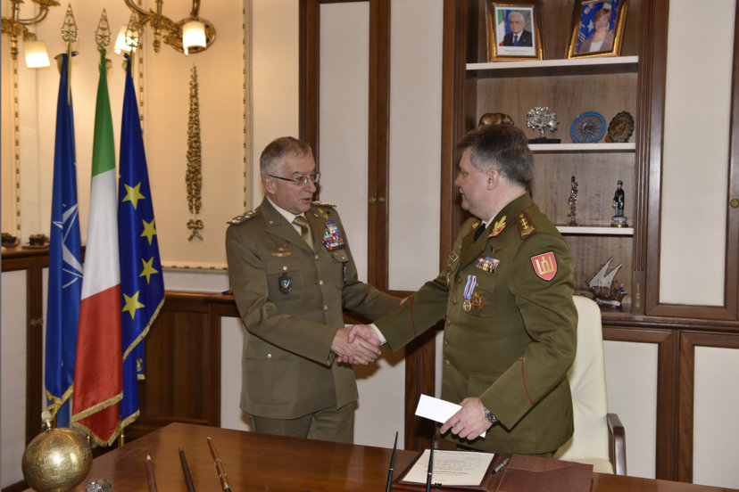 Lithuanian and Italian Chiefs of Defence discussed cooperation at a meeting in Rome 