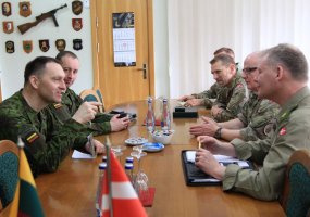 Lietuvoje lankosi Danijos Savanorių pajėgų vadas generolas majoras Finn Winkler - 1
