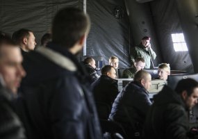 Dviem tūkstančiams  atsargos karių išsiųsti laiškai su kvietimu atvykti į nacionalines pratybas... - 2