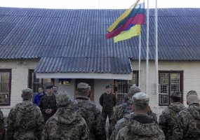 Didžiojo Lietuvos etmono Jonušo Radvilos mokomojo pulko instruktoriai dalijosi patirtimi su... - 4