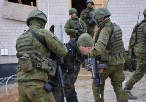 Prasidėjo pratybos „Ulono startas - 4
