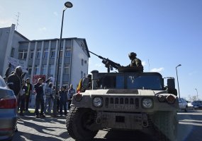 Greitojo reagavimo pajėgos įsitvirtino Marijampolėje ir Vilkaviškyje - pratybos „Žaibo kirtis 2017 - 4