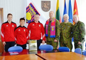 Dzūkijos sostinėje pasirašyta Lietuvos kariuomenės ir Dzūkijos futbolo klubo „Dainava - 1