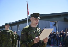 Lietuvos valstybei prisiekė tarnybą pradėję kariai - 1