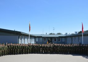 Lietuvos valstybei prisiekė tarnybą pradėję kariai - 2