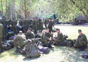 Kariuomenės poligone tris savaites treniruosis tarnybą baigę kariai - 3