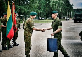 Artilerijos bataliono šauktiniai papildė kariuomenės rezervą - 1