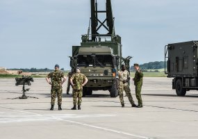 Šiauliuose atidarytos tarptautinės oro gynybos padalinių pratybos „Tobruq legacy 2017 - 1