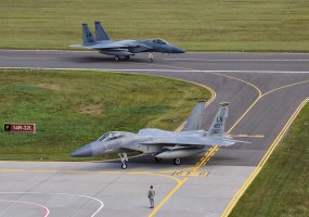 Šiauliuose nusileido Jungtinių Amerikos Valstijų naikintuvai F-15C „Eagle - 1