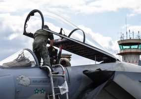 Šiauliuose nusileido Jungtinių Amerikos Valstijų naikintuvai F-15C „Eagle - 2
