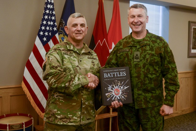 Sausumos pajėgų vadas brigados generolas Valdemaras Rupšys lankėsi Jungtinėse Amerikos Valstijose