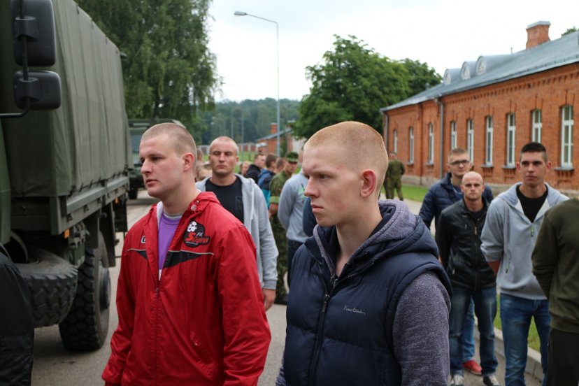 Šauktiniai pradeda tarnybą Juozo Vitkaus inžinerijos batalione