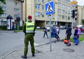 Karo policija dalyvavo saugaus eismo akcijoje „Apsaugok mane - 4