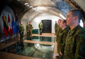 Dviem Lietuvos kariuomenės puskarininkiams suteikti seržanto majoro kariniai laipsniai - 2