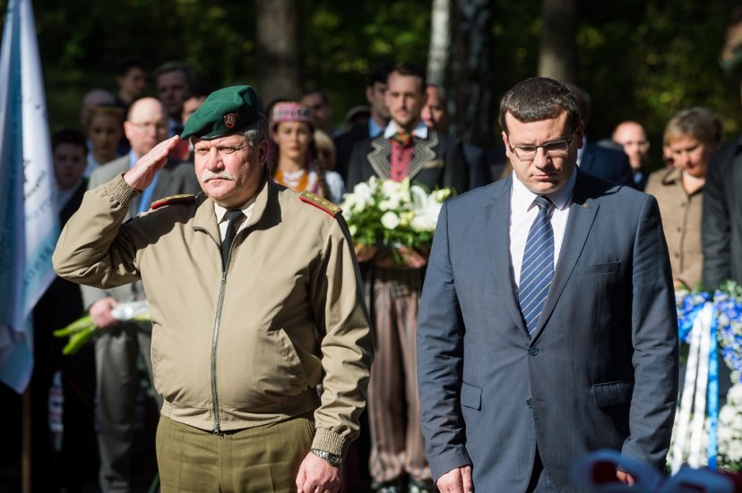 Panerių memoriale pagerbtas Lietuvos žydų genocido aukų atminimas