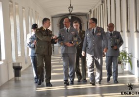 Sausumos pajėgų vadas brigados generolas Valdemaras Rupšys lankėsi Portugalijoje  - 5