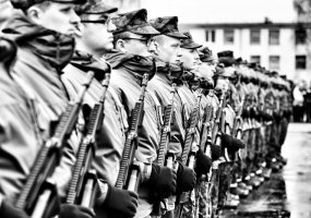 Generolo Romualdo Giedraičio artilerijos batalione Lietuvos Respublikai prisiekė 109 kariai - 1