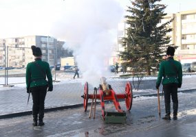 Lietuvos Respublikai prisiekė Lietuvos kariuomenės Motorizuotosios pėstininkų brigados „Žematija“... - 5
