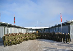 Lietuvos kariuomenės Generolo Adolfo Ramanausko kovinio rengimo centre kariai išleisti į atsargą  - 1