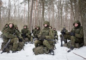 Karių savanorių būrys prisieks partizanų priesaikos vietoje - 3