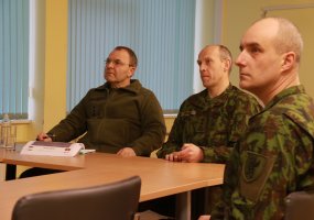 Gynybos štabo viršininkas lankėsi Klaipėdos regione dislokuotuose kariniuose daliniuose - 1