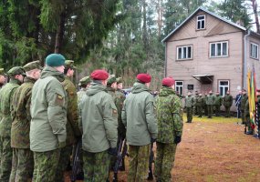 Istorinėje partizanų priesaikos vietoje Nemunaityje Lietuvos Respublikai prisiekė karių savanorių... - 4