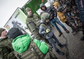Kovo 11-ąją Molėtuose kariškas šurmulys: NATO šalių karinė technika ir karių paradas - 1