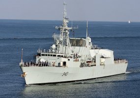 Lietuvos vandenyse vyksta Lietuvos KJP bendros pratybos su NATO kovinės laivų grupės fregatomis - 2