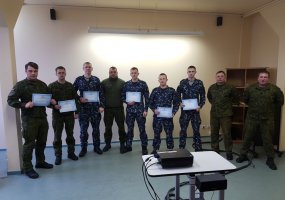 Pirmieji Karinių jūrų pajėgų kariai parengti valdyti raketinį oro gynybos kompleksą GROM - 1