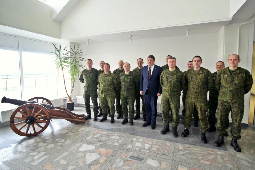 Sausumos pajėgų štabe lankėsi Krašto apsaugos ministras		