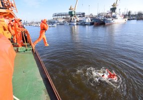 Karinės jūrų pajėgos dalyvavo laivo incidento likvidavimo pratybose - 1