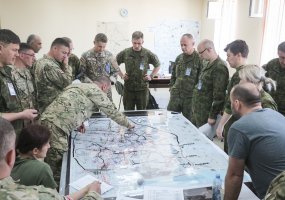Lietuvos ir Gruzijos karo mokymo įstaigose besimokantys karininkai Goryje treniravosi planuoti... - 2