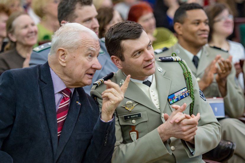 NATO priešakinio bataliono kariai dalyvavo koncerte