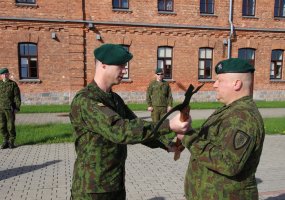 Juozo Vitkaus inžinerijos batalione iškilminga vyr. puskarininkių pasikeitimo ceremonija - 1