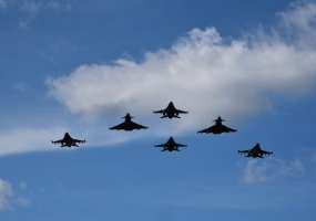 Lietuvos kariuomenės Karinių oro pajėgų Aviacijos bazėje Šiauliuose vyko NATO oro policijos... - 1