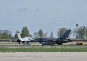 Lietuvos kariuomenės Karinių oro pajėgų Aviacijos bazėje Šiauliuose vyko NATO oro policijos... - 3