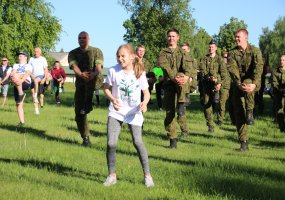Radviliškyje paminėta Partizanų pagerbimo, kariuomenės ir visuomenės vienybės diena - 3