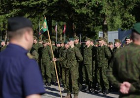 Dragūnų batalione  karinius  įgūdžius atnaujino  per 250   rezervo karių - 6