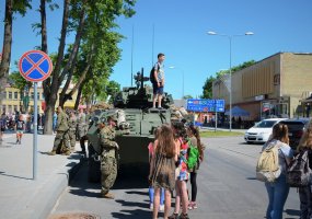 Savanorių rinktinės įkūrimo minėjime – sąjungininkų karinės technikos paroda - 5