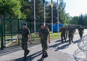 Lietuvos didžiojo kunigaikščio Gedimino štabo batalione lankėsi NATO RIS grupės vadas generolas... - 3