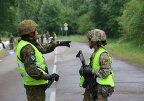 Pratybose „Budrus sakalas 2018“ prie Lietuvos karių prisijungė JAV kadetai - 3
