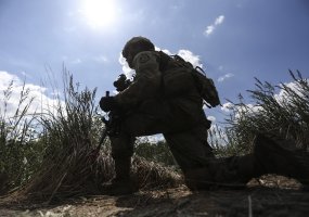 Karinės pratybos Lietuvoje juda link pabaigos: sąjungininkai išlaisvina objektus Šiauliuose ir... - 1