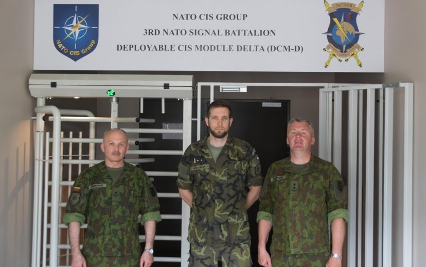 Lietuvos didžiojo kunigaikščio Gedimino štabo batalione lankėsi NATO RIS grupės vadas generolas...