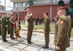 Savanorių pajėgoms vadovaus pulkininkas leitenantas Dainius Pašvenskas - 5