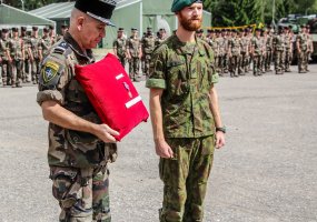 Už pagalbą avarijoje nukentėjusiems prancūzams Vaidoto bataliono kariai susilaukė padėkos - 4