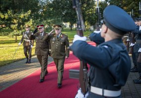 Lietuvos ir Estijos kariuomenių vadai Taline aptarė karinio bendradarbiavimo klausimus - 5